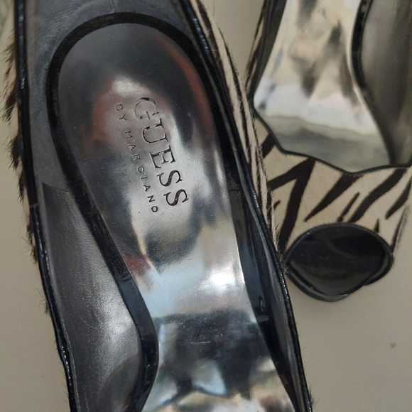 Guess, size 8.5, zebra print, shoes - Picture 3 of 4